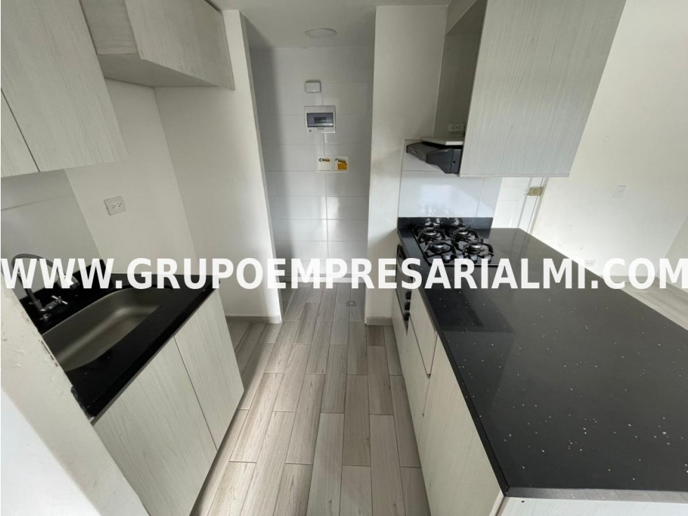 GRANDIOSO APARTAMENTO EN ARRIENDO - SECTOR PAJARITO COD: 32338 — foto 6