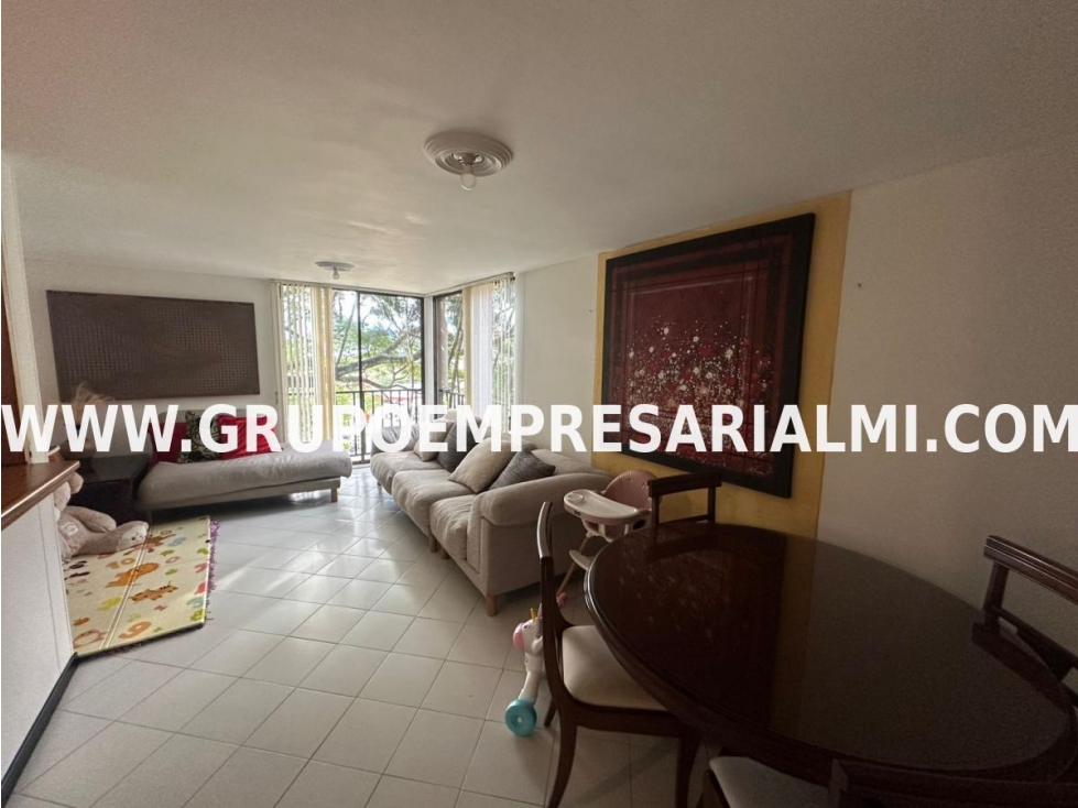 GRANDIOSO APARTAMENTO EN ARRIENDO - SECTOR MESA COD: 32424