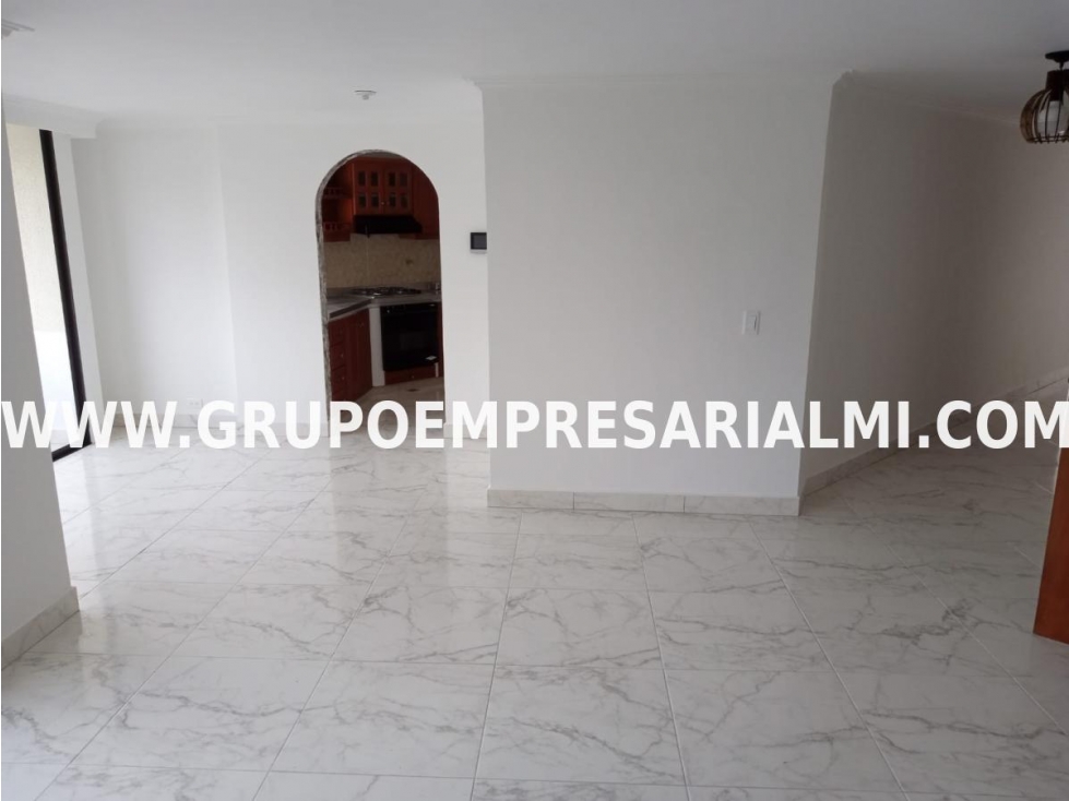 GRANDIOSO APARTAMENTO EN ARRIENDO - SECTOR LAS PALMAS COD: 32451 — foto 2