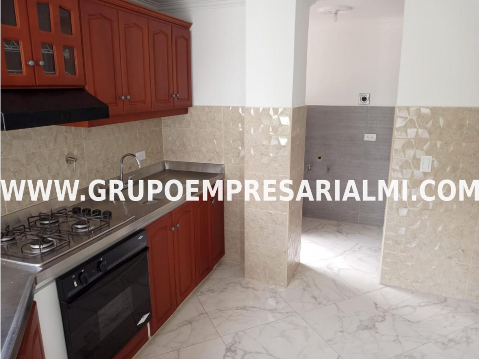 GRANDIOSO APARTAMENTO EN ARRIENDO - SECTOR LAS PALMAS COD: 32451 — foto 6