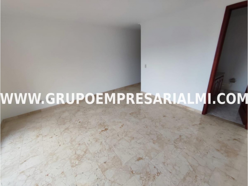 GRANDIOSO APARTAMENTO EN ARRIENDO - SECTOR LAS PALMAS COD: 32609 — foto 2