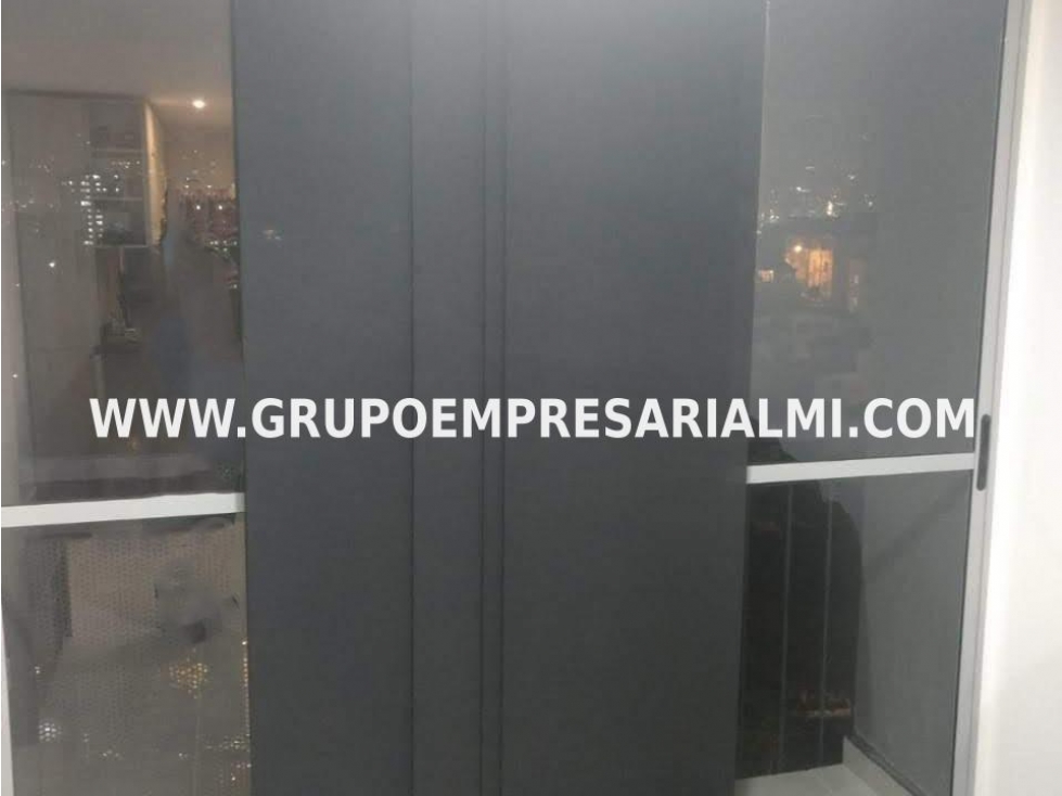 GRANDIOSO APARTAMENTO EN ARRIENDO - SECTOR LOMA LOS BERNAL COD: 32810 — foto 4