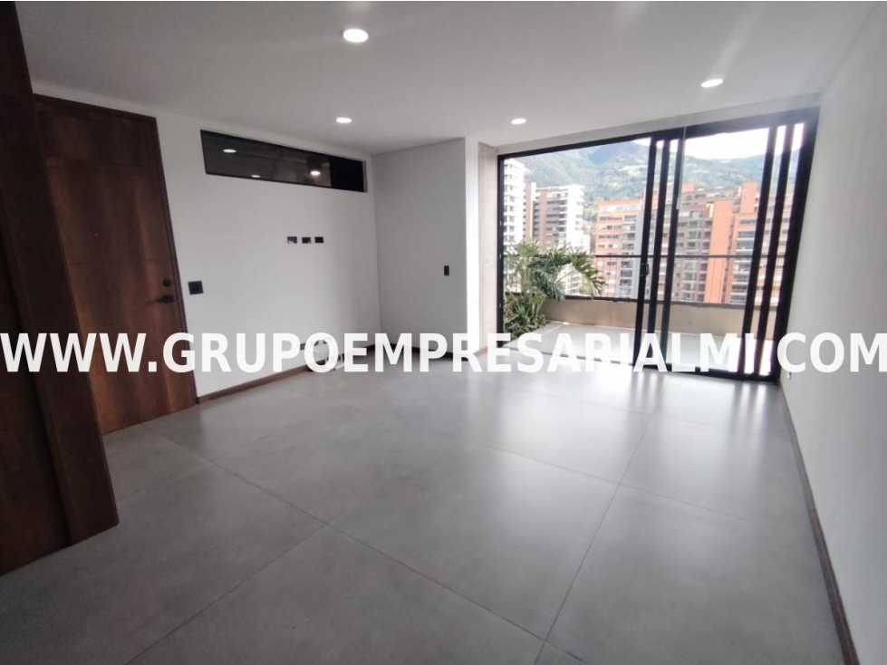 GRANDIOSO APARTAMENTO EN ARRIENDO - SECTOR LAS PALMAS COD: 32920 — foto 2