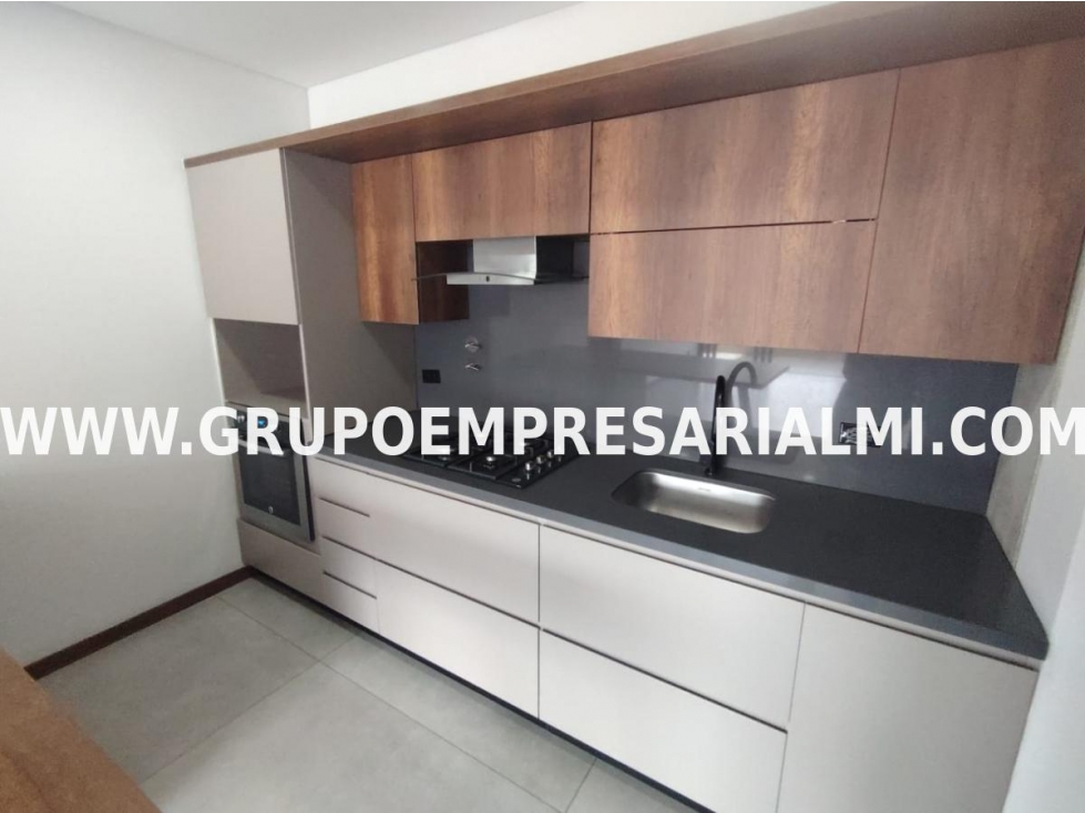 GRANDIOSO APARTAMENTO EN ARRIENDO - SECTOR LAS PALMAS COD: 32920 — foto 4