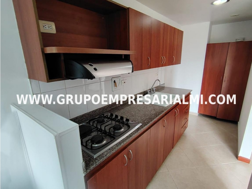 GRANDIOSO APARTAMENTO EN ARRIENDO - SECTOR ZUÑIGA COD: 33420 — foto 2