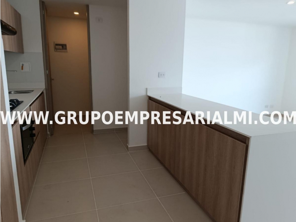 GRANDIOSO APARTAMENTO EN ARRIENDO - SECTOR CIUDAD DEL RÍO COD: 33454 — foto 5