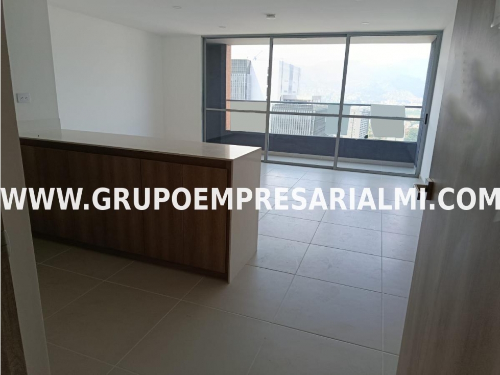 GRANDIOSO APARTAMENTO EN ARRIENDO - SECTOR CIUDAD DEL RÍO COD: 33454 — foto 6