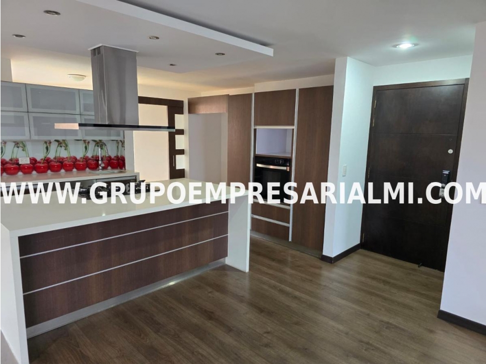 GRANDIOSO APARTAMENTO EN ARRIENDO - SECTOR CASTROPOL COD: 33553 - 4