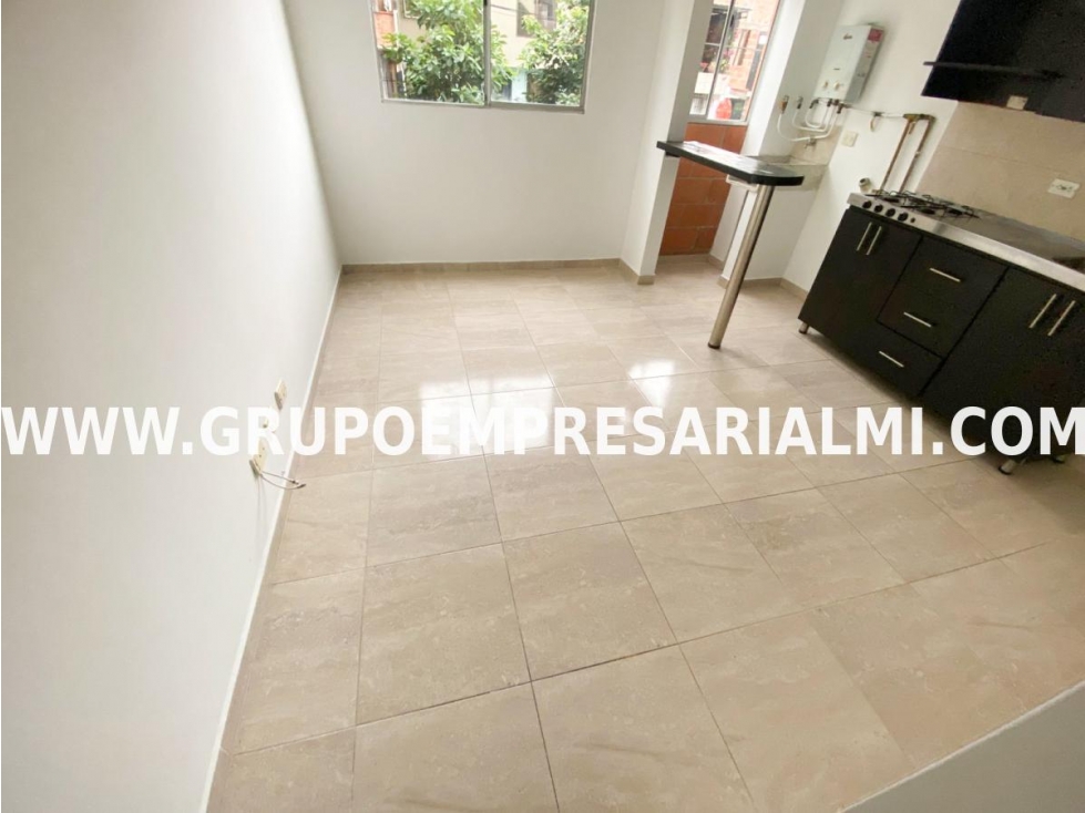 GRANDIOSO APARTAMENTO EN ARRIENDO - SECTOR AURES COD: 8638 — foto 3