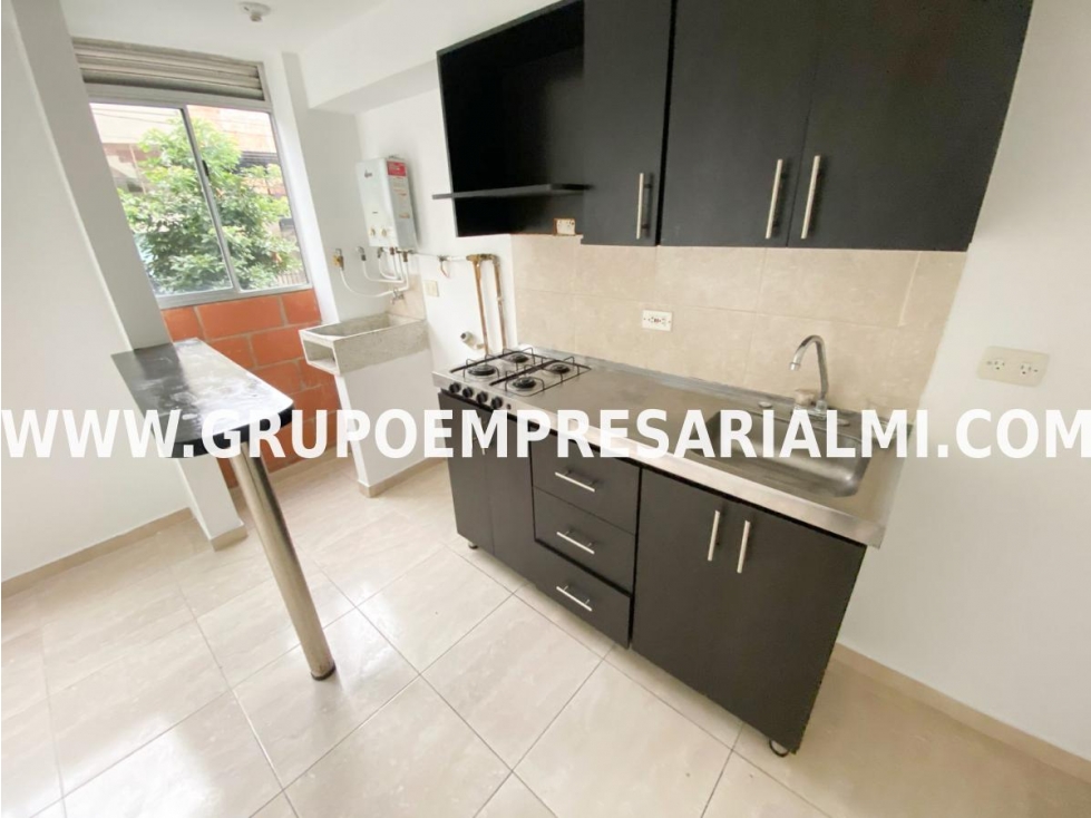 GRANDIOSO APARTAMENTO EN ARRIENDO - SECTOR AURES COD: 8638 — foto 5