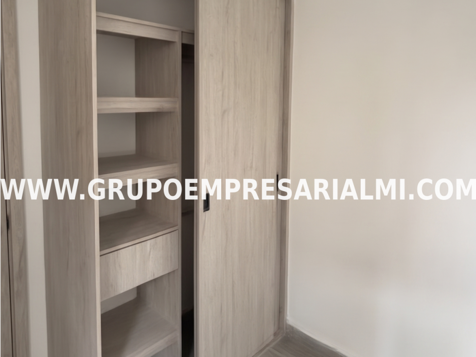 GRANDIOSO APARTAMENTO EN ARRIENDO - SECTOR SANTA ANA COD: 33713 — foto 6