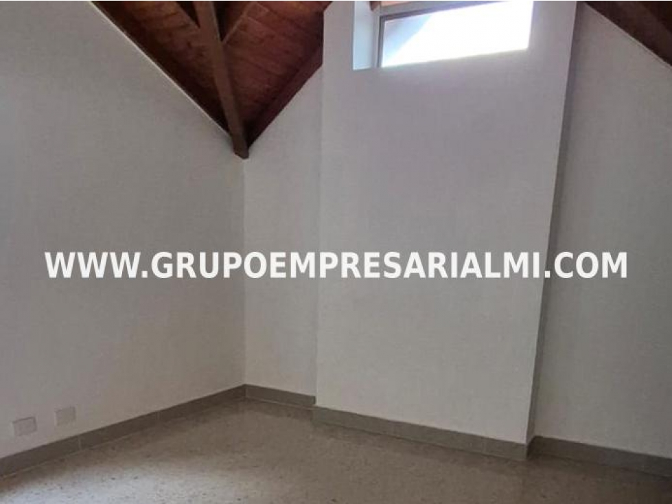GRANDIOSA CASA UNIFAMILIAR EN ARRIENDO - SECTOR CASTROPOL COD: 33739 — foto 6