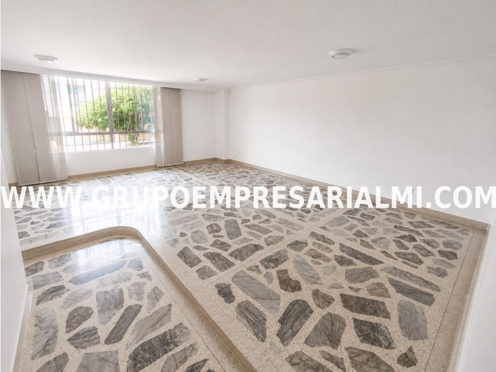 GRANDIOSO APARTAMENTO EN ARRIENDO - SECTOR SIMÓN BOLÍVAR COD: 33962 — foto 2