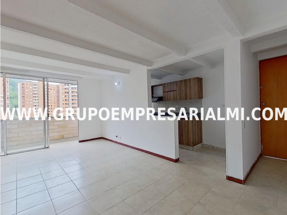 GRANDIOSO APARTAMENTO EN VENTA - SECTOR LOMA LOS BERNAL COD: 30349