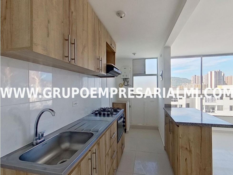 GRANDIOSO APARTAMENTO EN VENTA - SECTOR NAVARRA COD: 30468 — foto 3