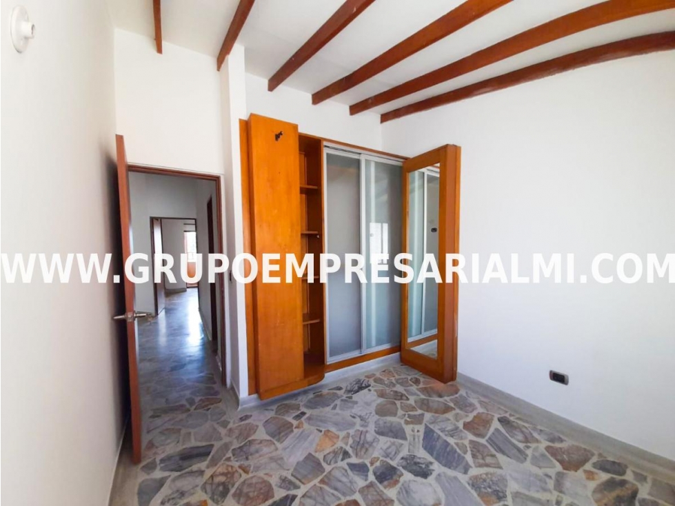 GRANDIOSO APARTAMENTO EN VENTA - SECTOR ALMERÍA COD: 31371 — foto 2