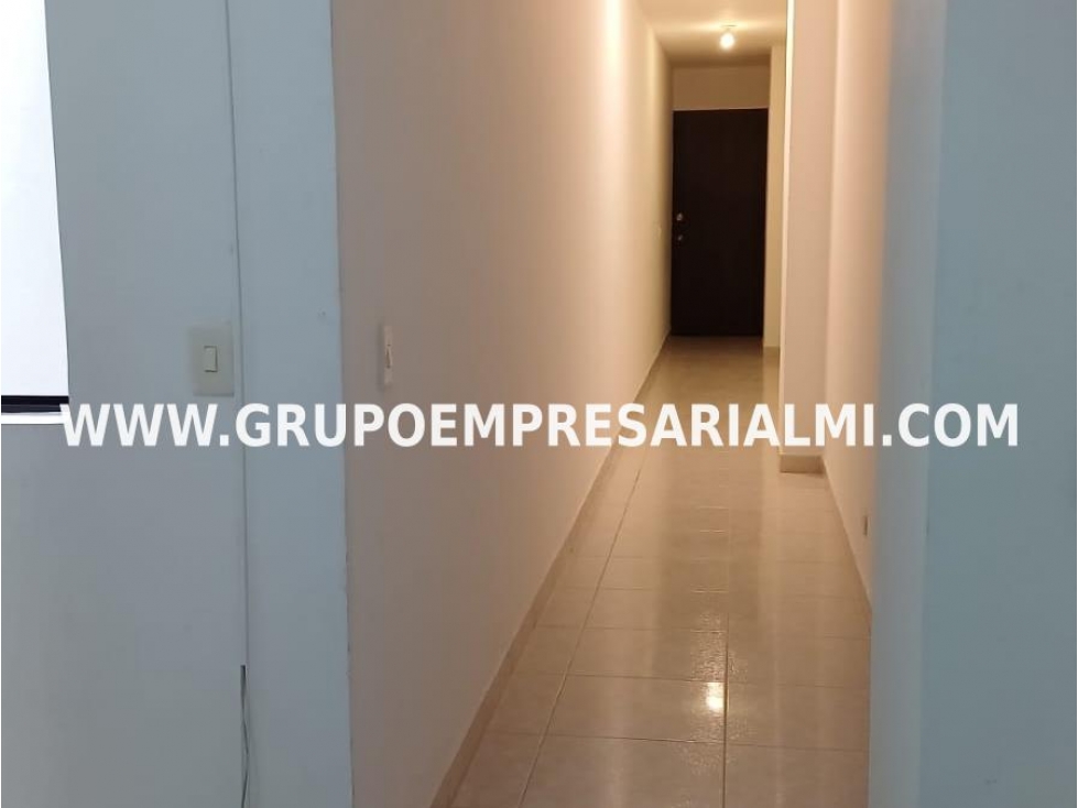GRANDIOSO APARTAMENTO EN VENTA - SECTOR VILLA HERMOSA COD: 31481 — foto 4