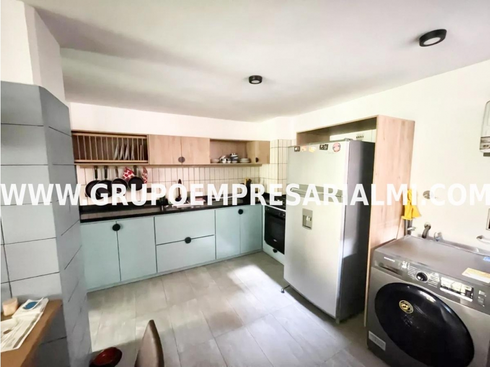 GRANDIOSO APARTAMENTO EN VENTA - SECTOR LOMA LOS BERNAL COD: 31527 — foto 4
