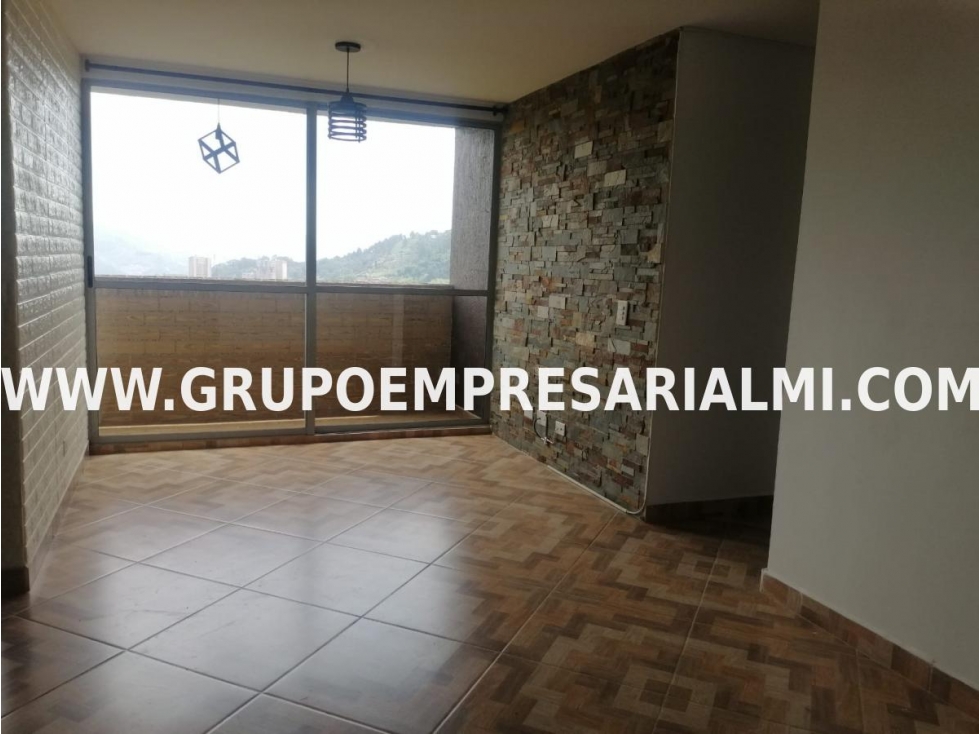 GRANDIOSO APARTAMENTO EN VENTA - SECTOR LA TABLAZA COD: 30846