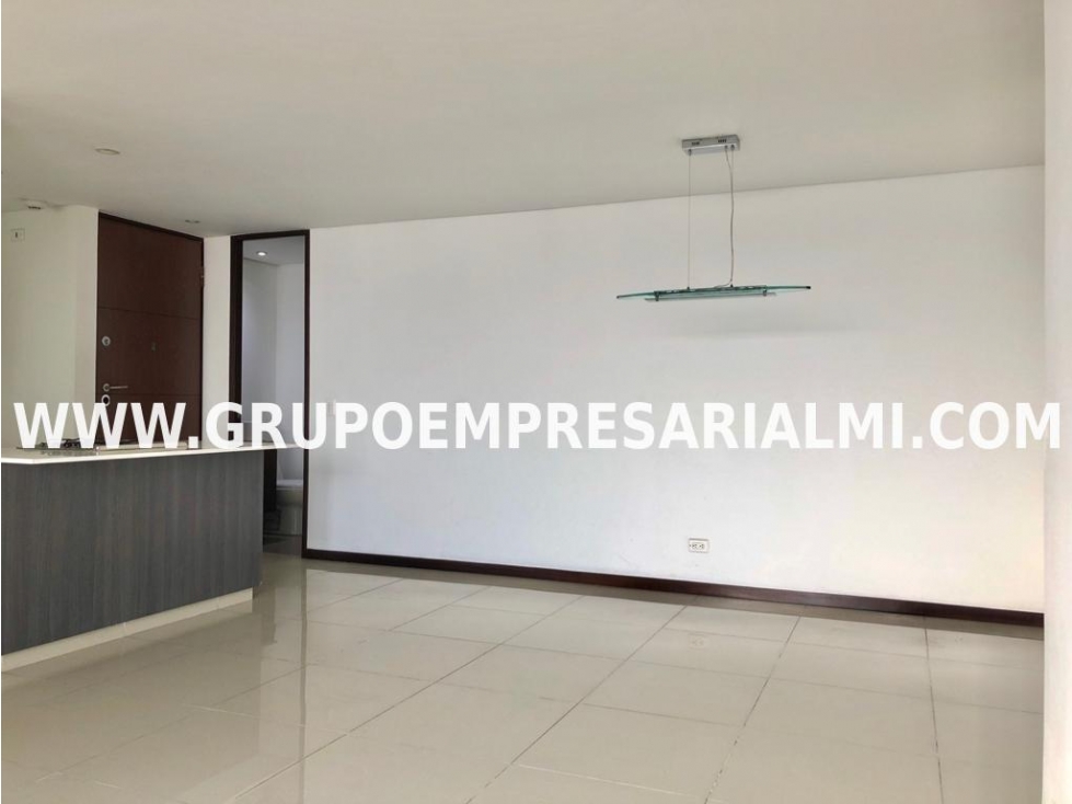 GRANDIOSO APARTAMENTO EN VENTA - SECTOR EL ESMERALDAL COD: 31989 — foto 5