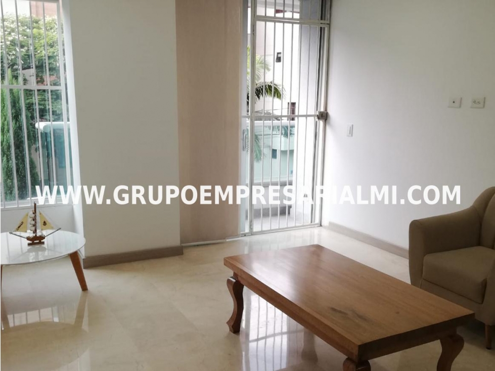 GRANDIOSO APARTAMENTO EN VENTA - SECTOR LAURELES COD: 32519