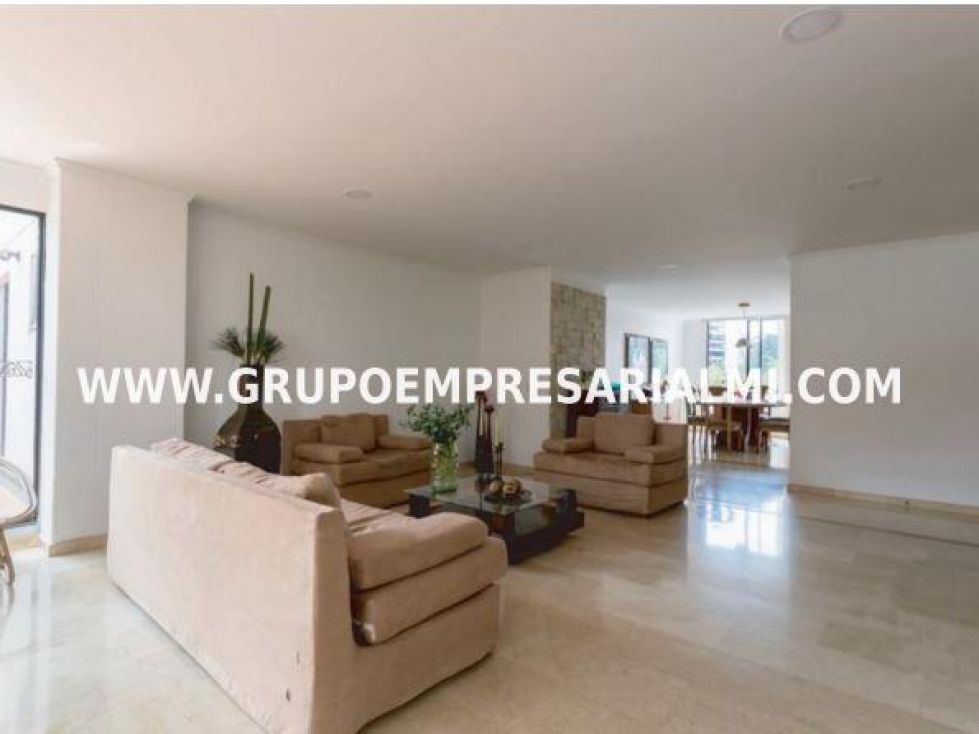 GRANDIOSO APARTAMENTO EN VENTA - SECTOR LOS BALSOS COD: 32820