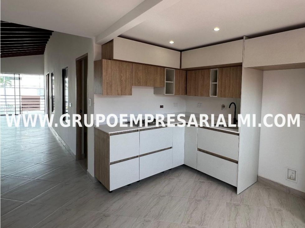 GRANDIOSO APARTAMENTO EN VENTA - SECTOR SAN BERNARDO COD: 32906 — foto 2