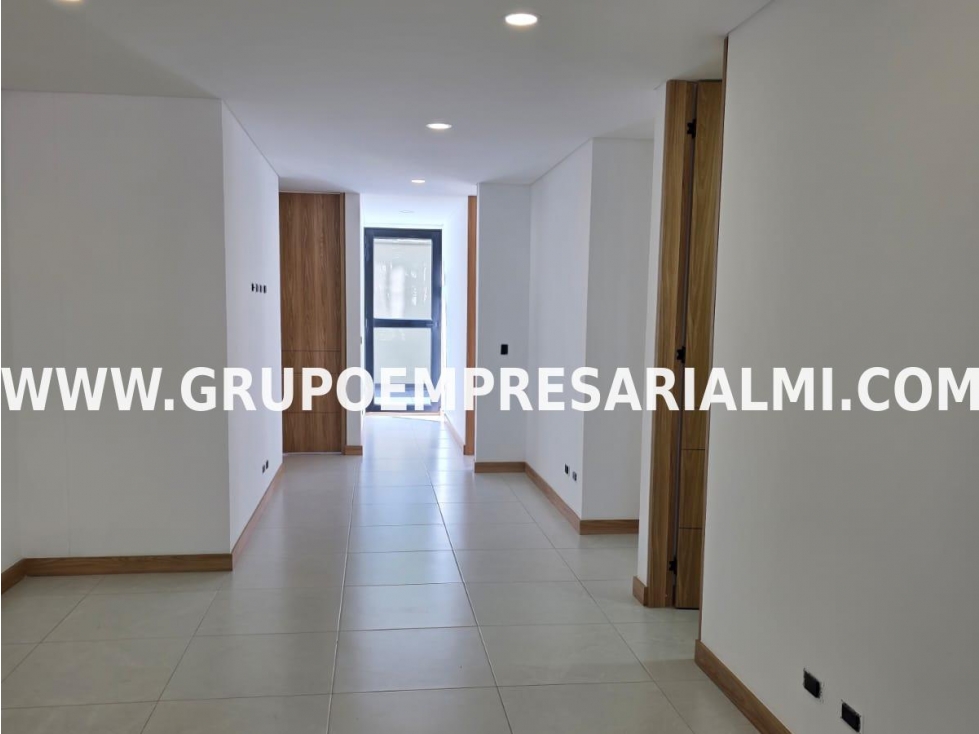 GRANDIOSO APARTAMENTO EN VENTA - SECTOR SAN BERNARDO COD: 33837 — foto 3