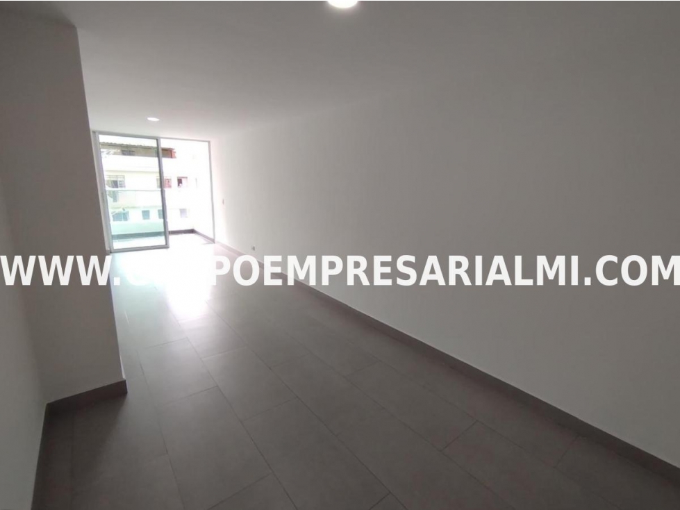 GRANDIOSO APARTAMENTO EN VENTA - SECTOR LAURELES COD: 33496 — foto 2