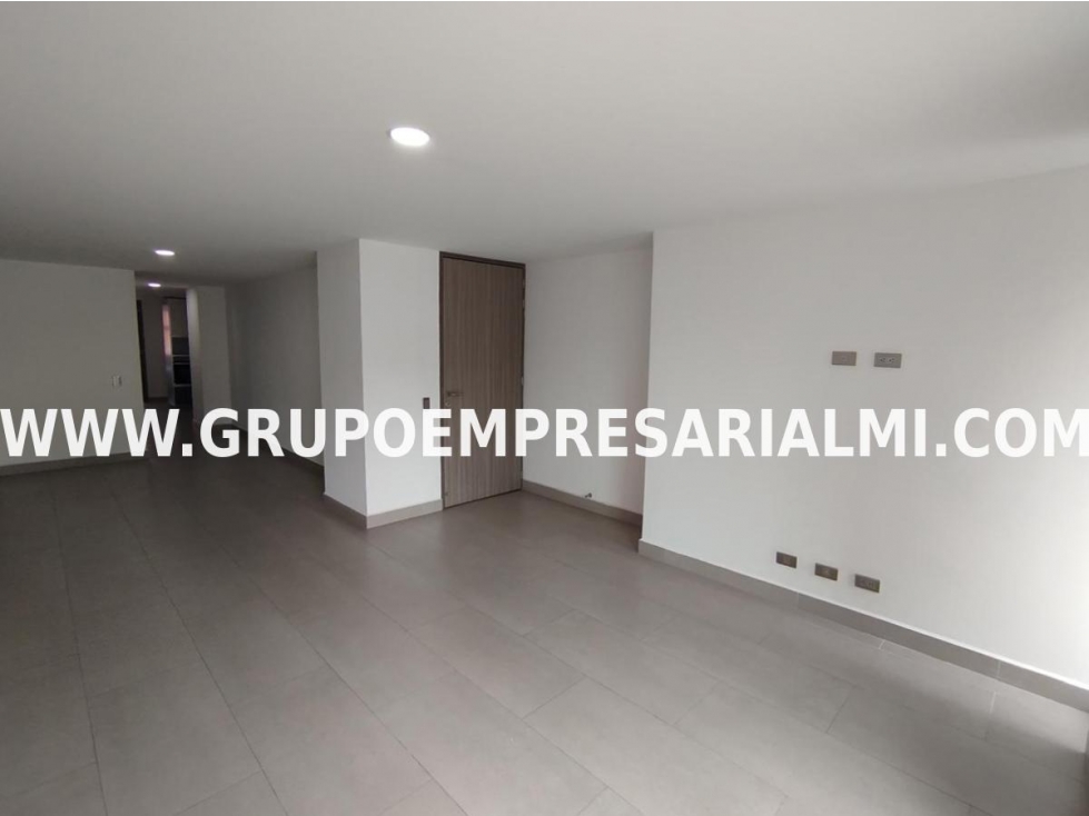 GRANDIOSO APARTAMENTO EN VENTA - SECTOR LAURELES COD: 33496 — foto 3