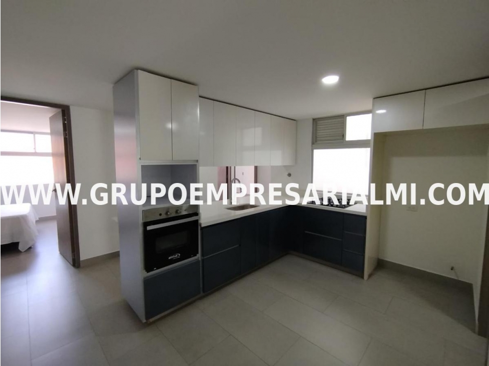 GRANDIOSO APARTAMENTO EN VENTA - SECTOR LAURELES COD: 33496 — foto 4