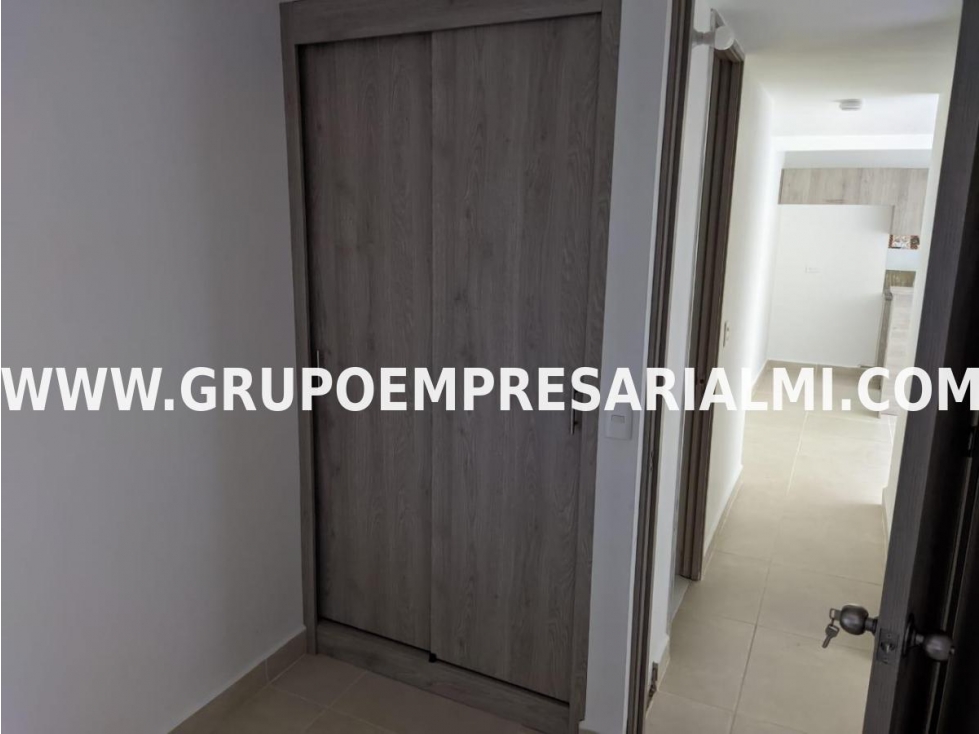 GRANDIOSO APARTAMENTO EN VENTA - SECTOR NAVARRA COD: 34014 — foto 3