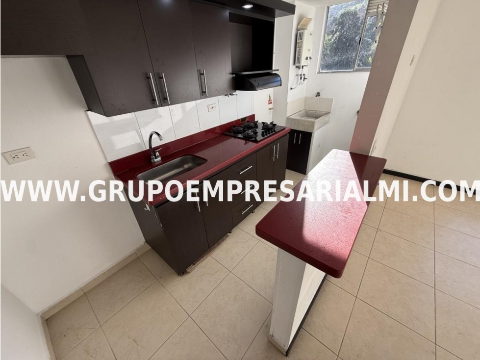 GRANDIOSO APARTAMENTO EN VENTA - SECTOR RODEO ALTO COD: 32349