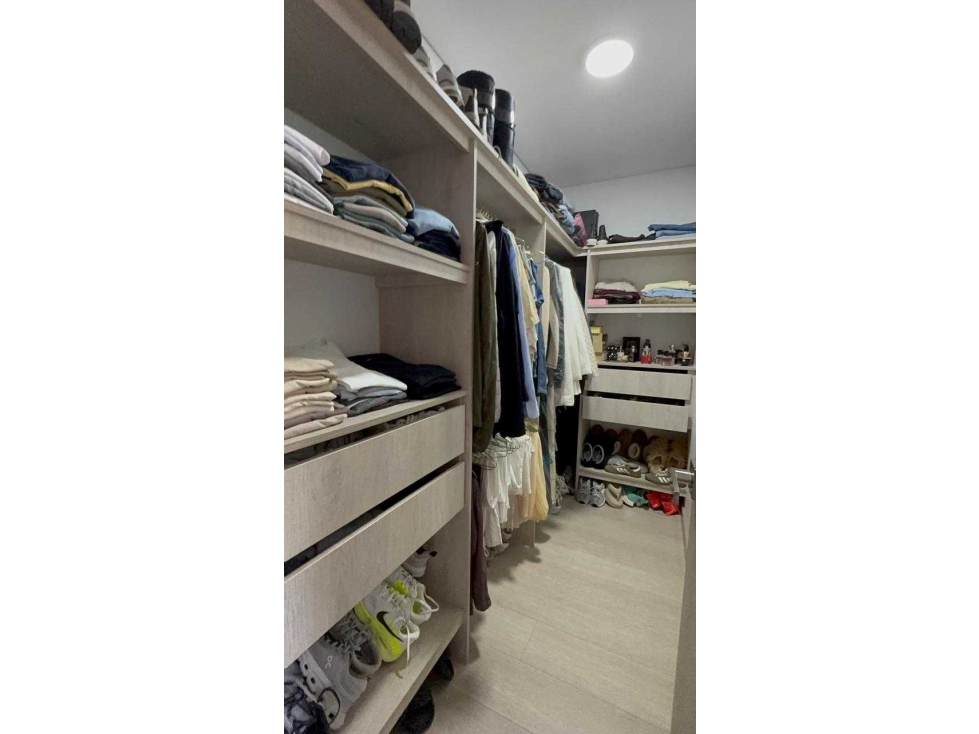 GRANDIOSO APARTAMENTO EN ENVIGADO LAS BRUJAS — foto 6