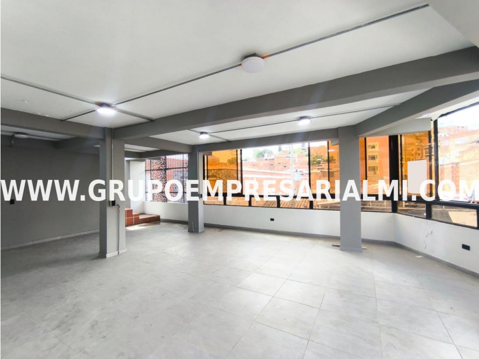 GRANDIOSO EDIFICIO EN VENTA - SECTOR MANCHESTER COD: 32825 - 6