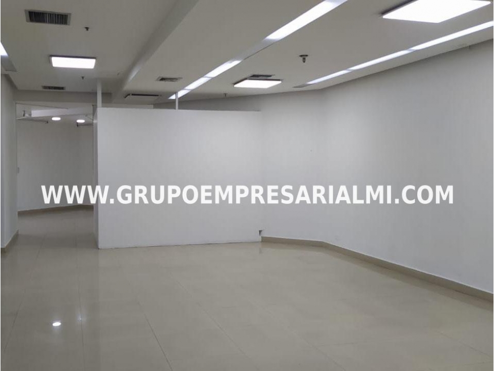 GRANDIOSO LOCAL EN ARRIENDO - SECTOR LA ORIENTAL COD: 30542 — foto 2