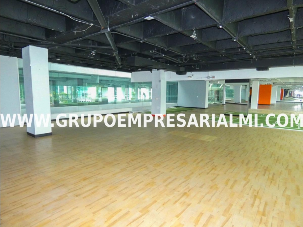 GRANDIOSO LOCAL EN ARRIENDO - SECTOR MILLA DE ORO COD: 31209 — foto 5