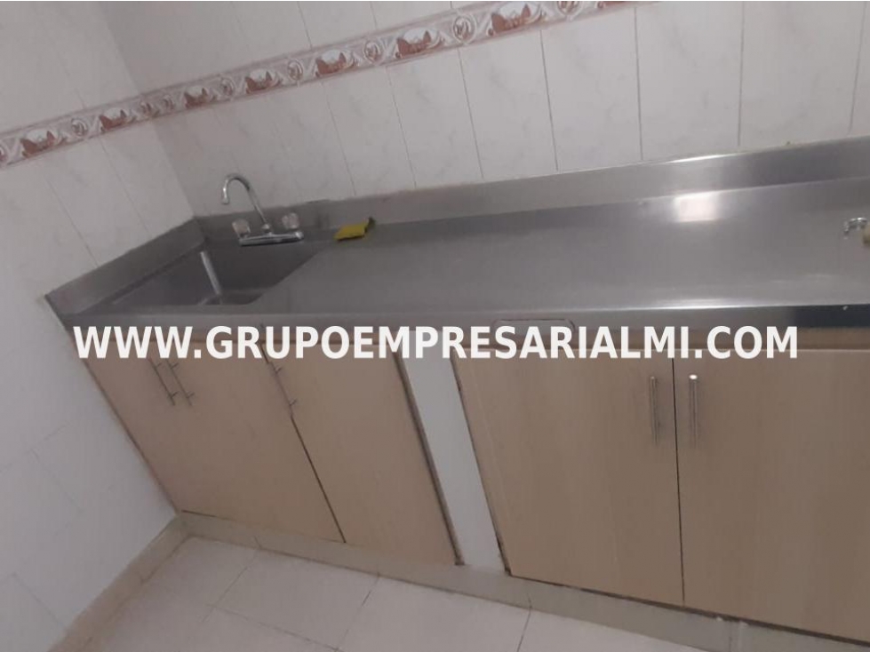 GRANDIOSO LOCAL EN ARRIENDO - SECTOR GUAYABAL COD: 31791 — foto 5