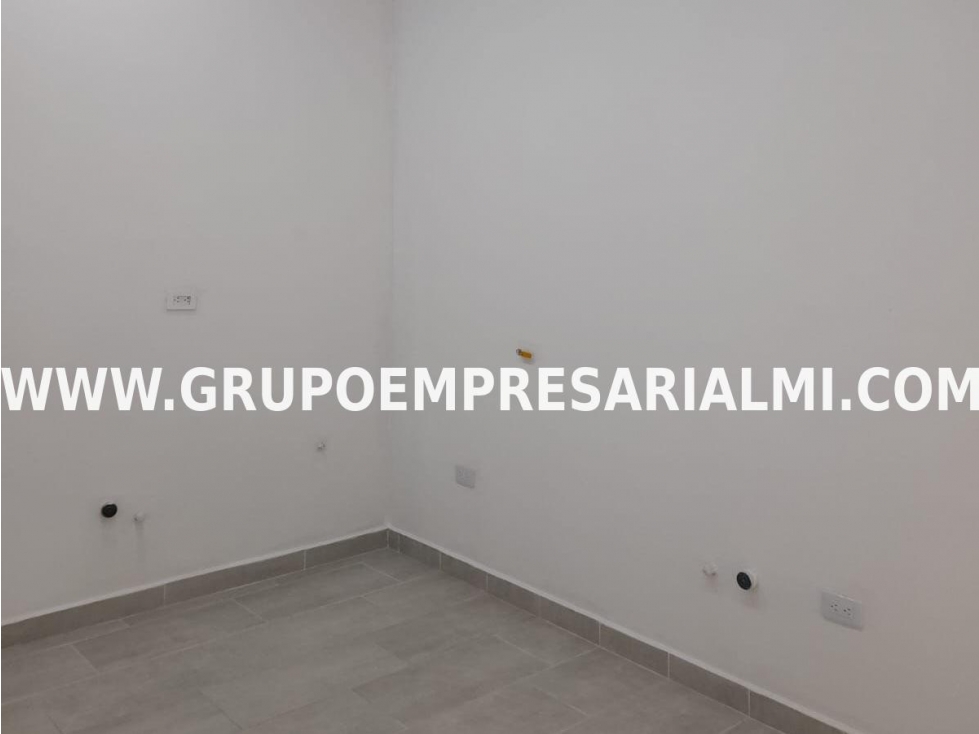 GRANDIOSO LOCAL EN ARRIENDO - SECTOR SANTA MÓNICA COD: 32937 — foto 4