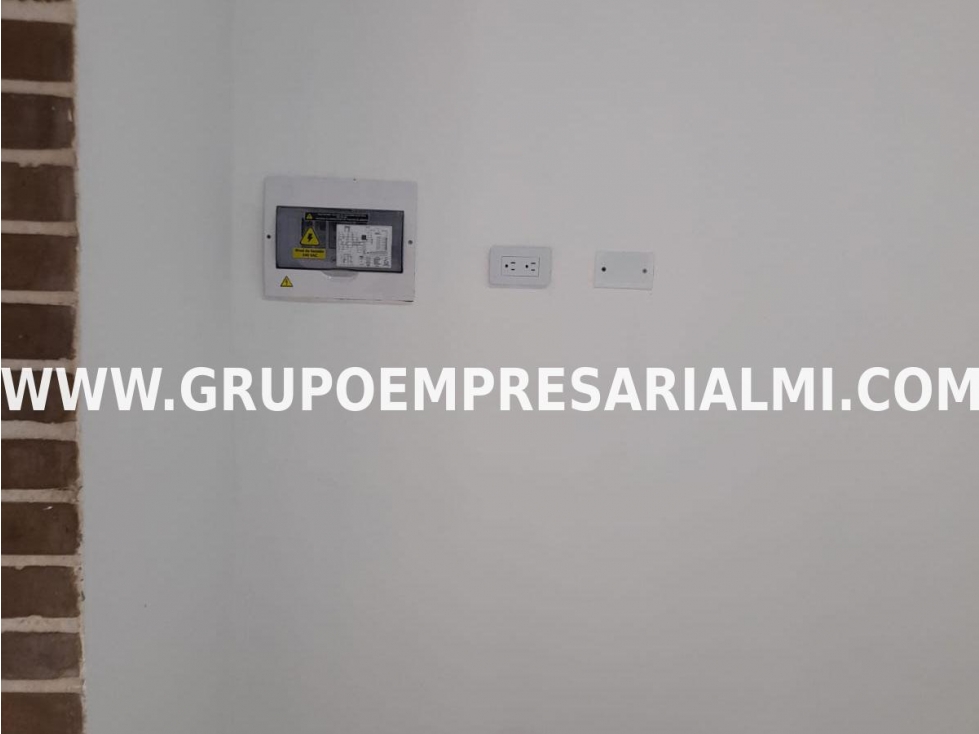 GRANDIOSO LOCAL EN ARRIENDO - SECTOR SANTA MÓNICA COD: 32937 — foto 5
