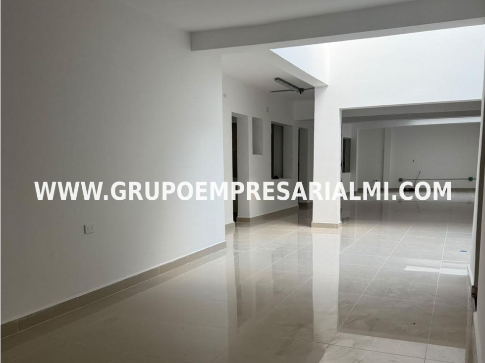 GRANDIOSO LOCAL EN ARRIENDO - SECTOR LAURELES COD: 33883 — foto 3