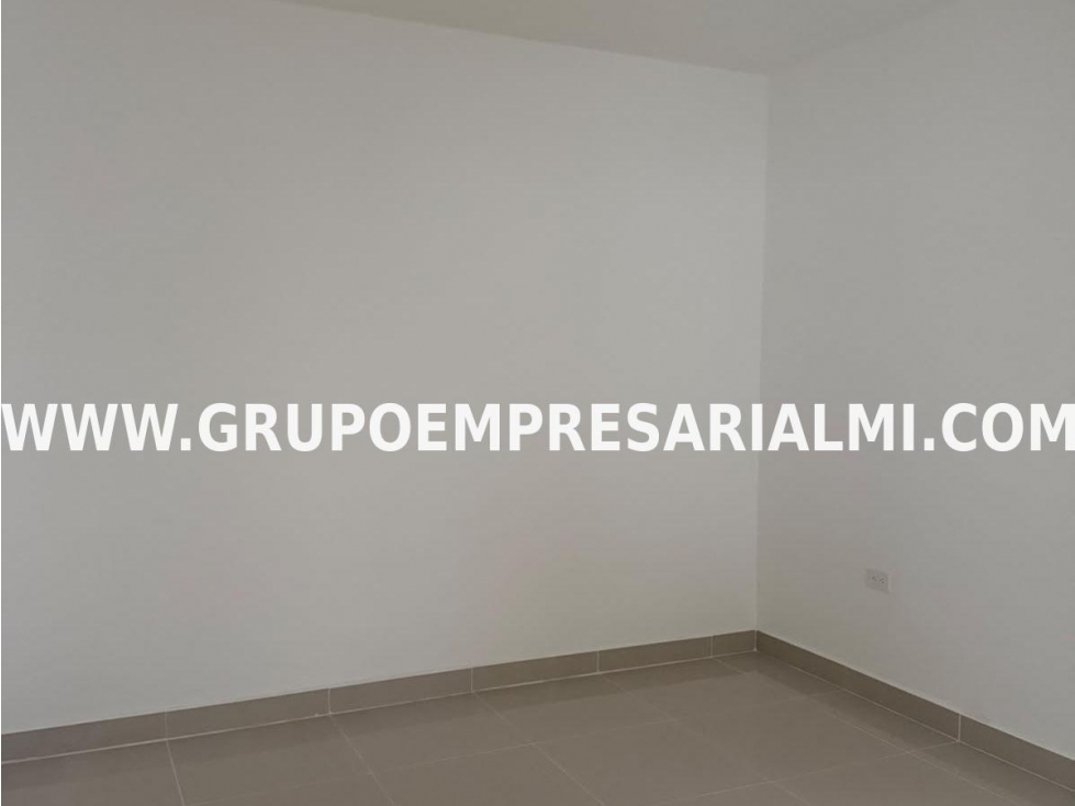 GRANDIOSO LOCAL EN ARRIENDO - SECTOR LAURELES COD: 33883 — foto 4