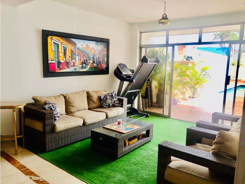SE VENDE AMPLIACASA INDEPENDIENTE CON PISCINA EN LA CUMBRE — foto 3