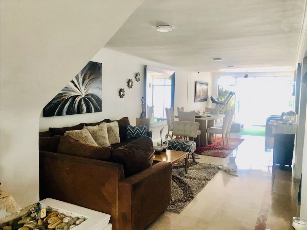 SE VENDE AMPLIACASA INDEPENDIENTE CON PISCINA EN LA CUMBRE — foto 5