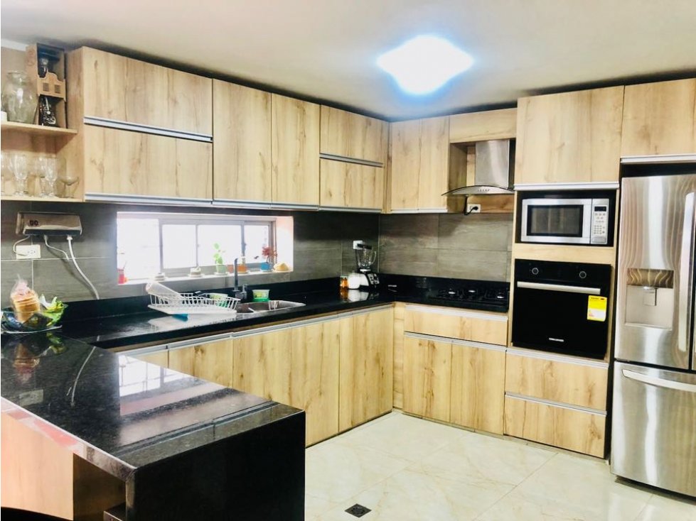 SE VENDE AMPLIACASA INDEPENDIENTE CON PISCINA EN LA CUMBRE — foto 6