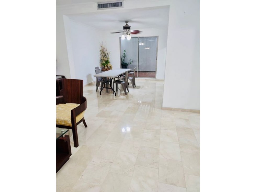 SE VENDE HERMOSA CASA REMODELADA EN CONJUNTO EN RIOMAR RESIDENCIAL