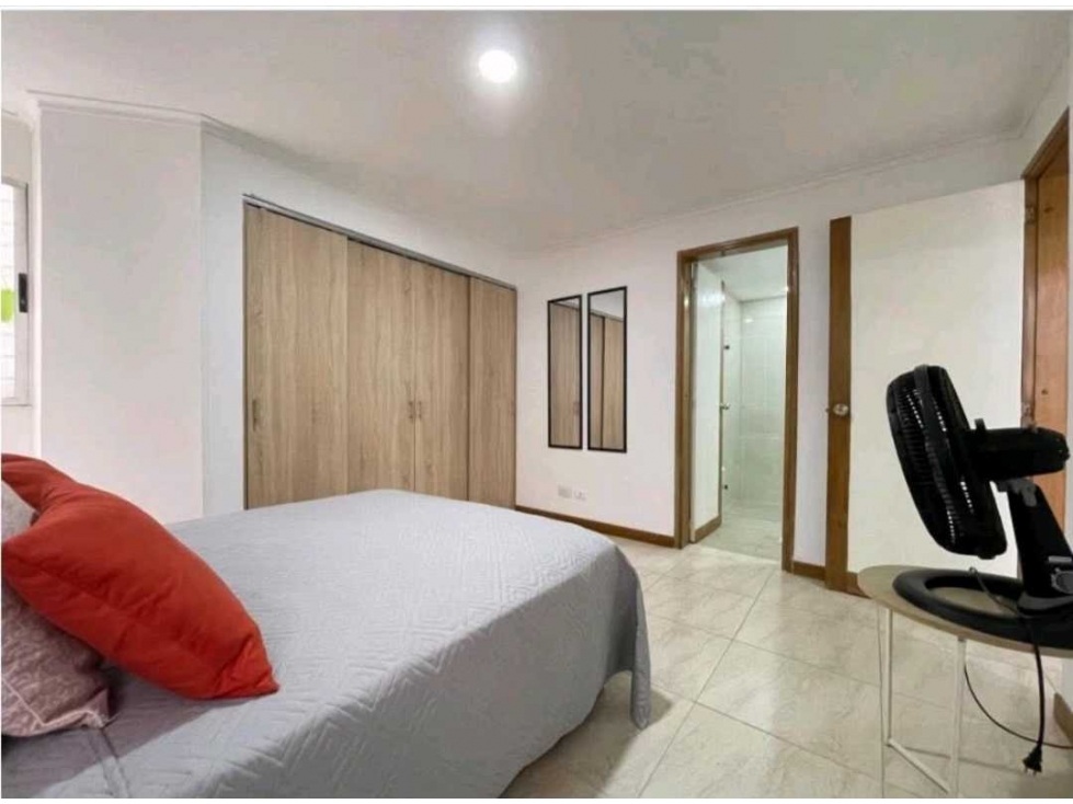 HB/APARTASTUDIO VENTA/LAURELES, MEDELLIN/1HB/2BÑ/1PQDERO/ — foto 2