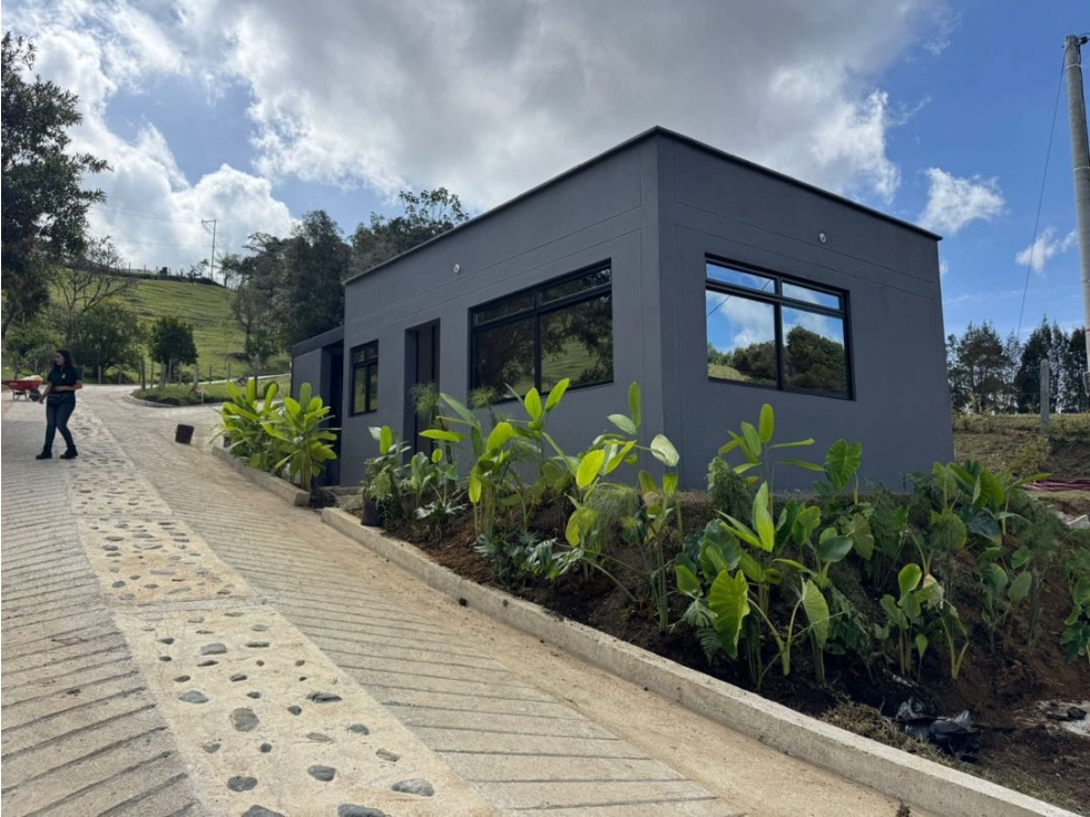 Hermosos lotes en unidad cerrada en Guarne a 10 minutos del Aeropuerto