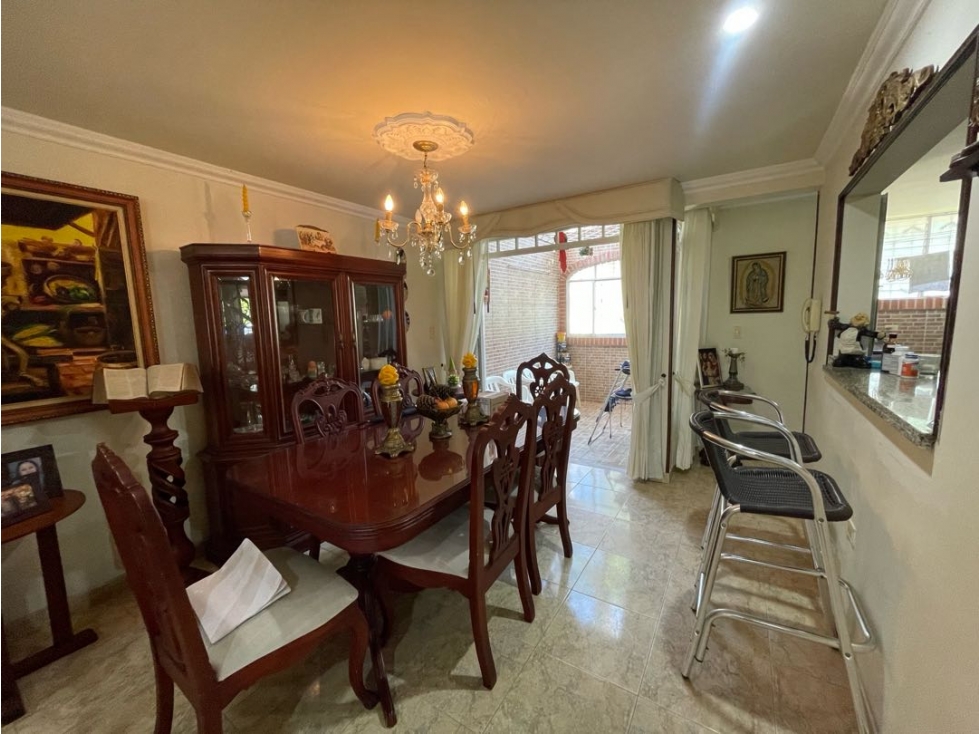 HER CASA EN CONJUNTO CERCA A PRIMAVERA URBANA — foto 6