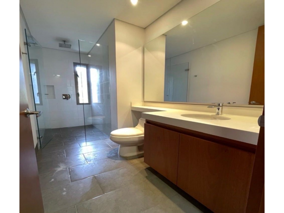 Hermoso Apartamento Sector Palmas - Poblado — foto 6